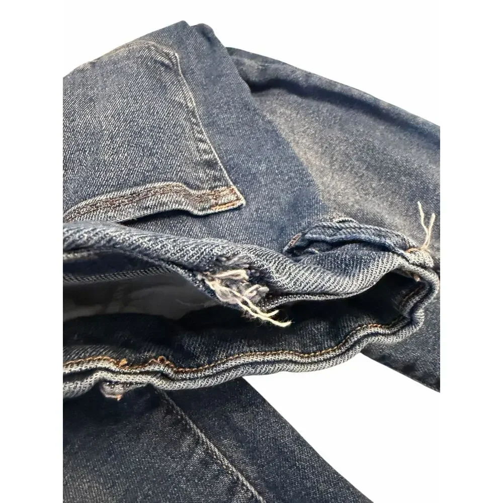 Good American Distressed Cropped Jeans - Picture 13 of 13